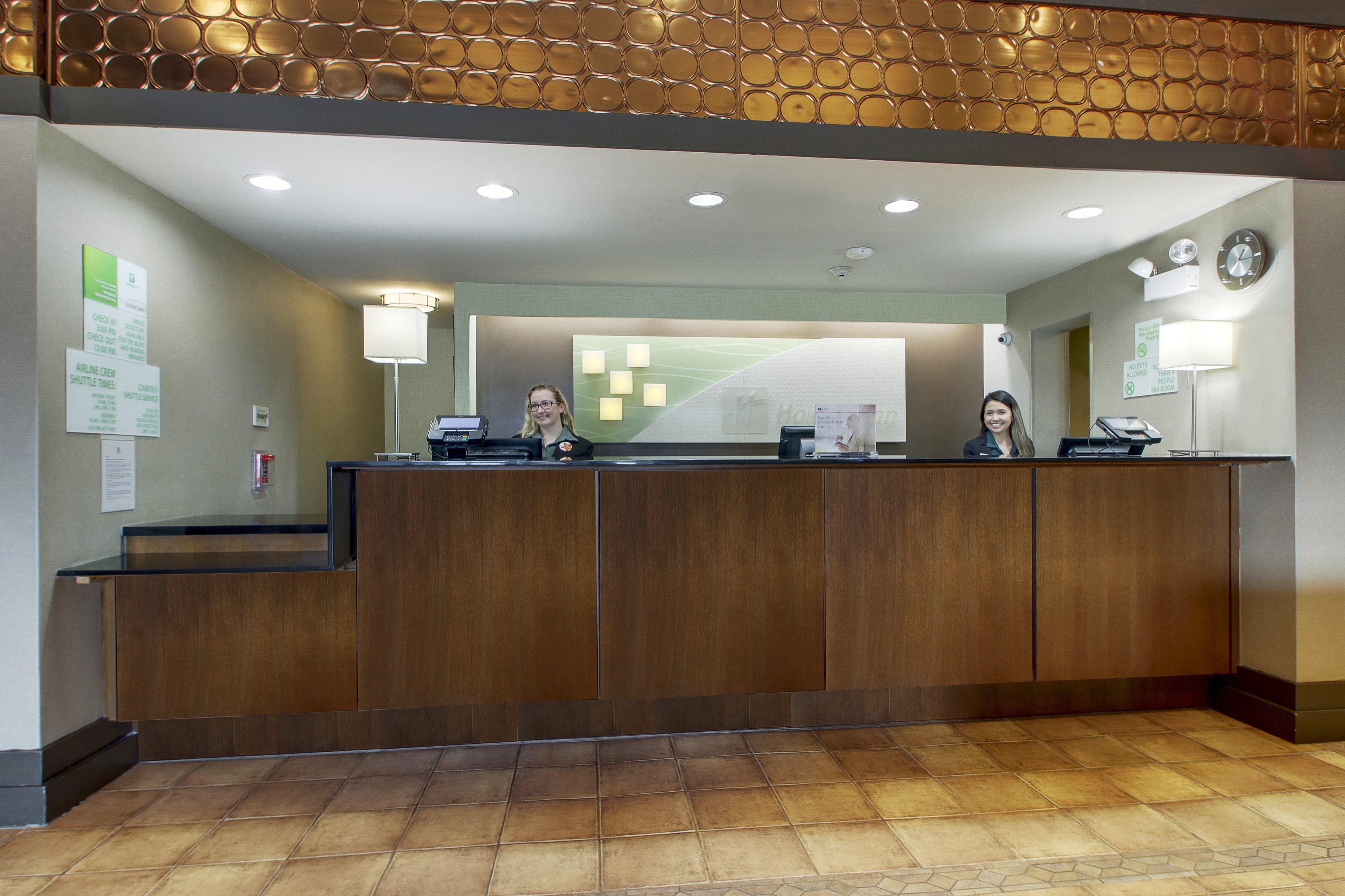 Holiday Inn Westbury-Long Island By Ihg Carle Place Exterior photo