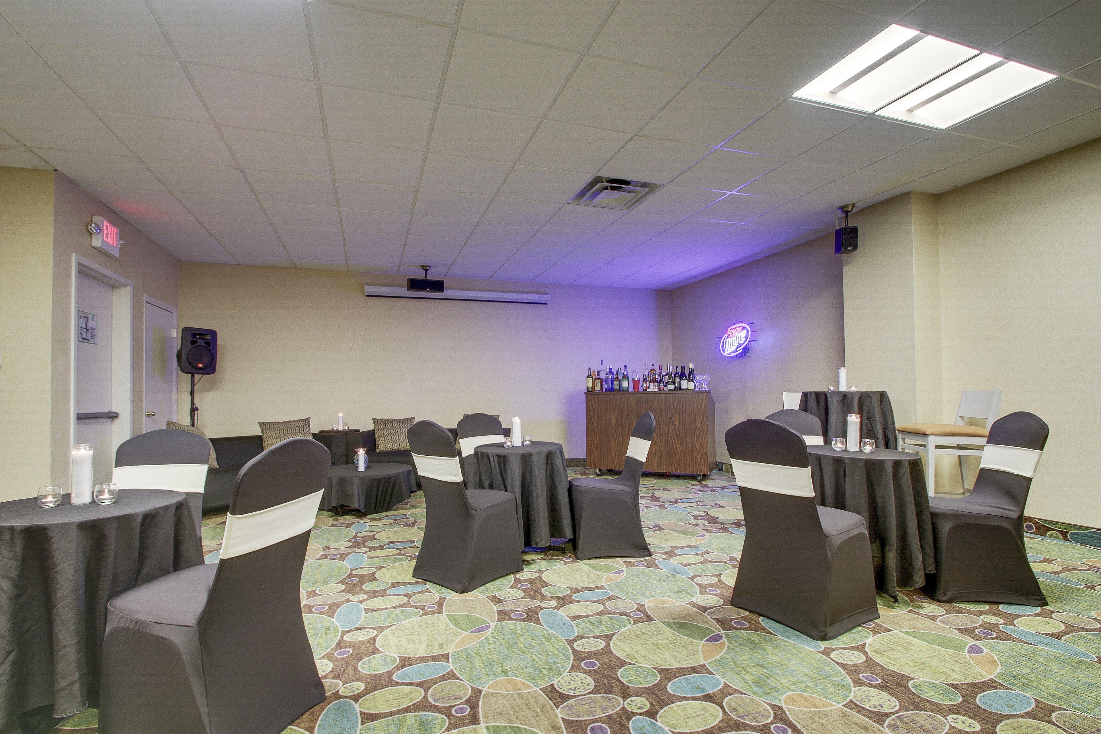 Holiday Inn Westbury-Long Island By Ihg Carle Place Exterior photo